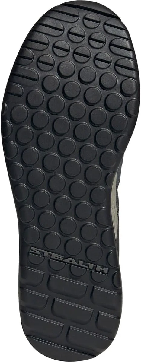 

Мужские трейловые кроссовки Adidas Trailcross, серый/черный/оливковый