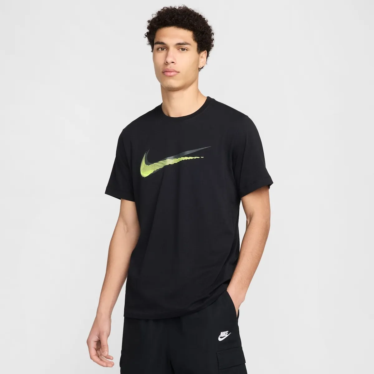 

Мужская футболка Sportswear Nike, черный