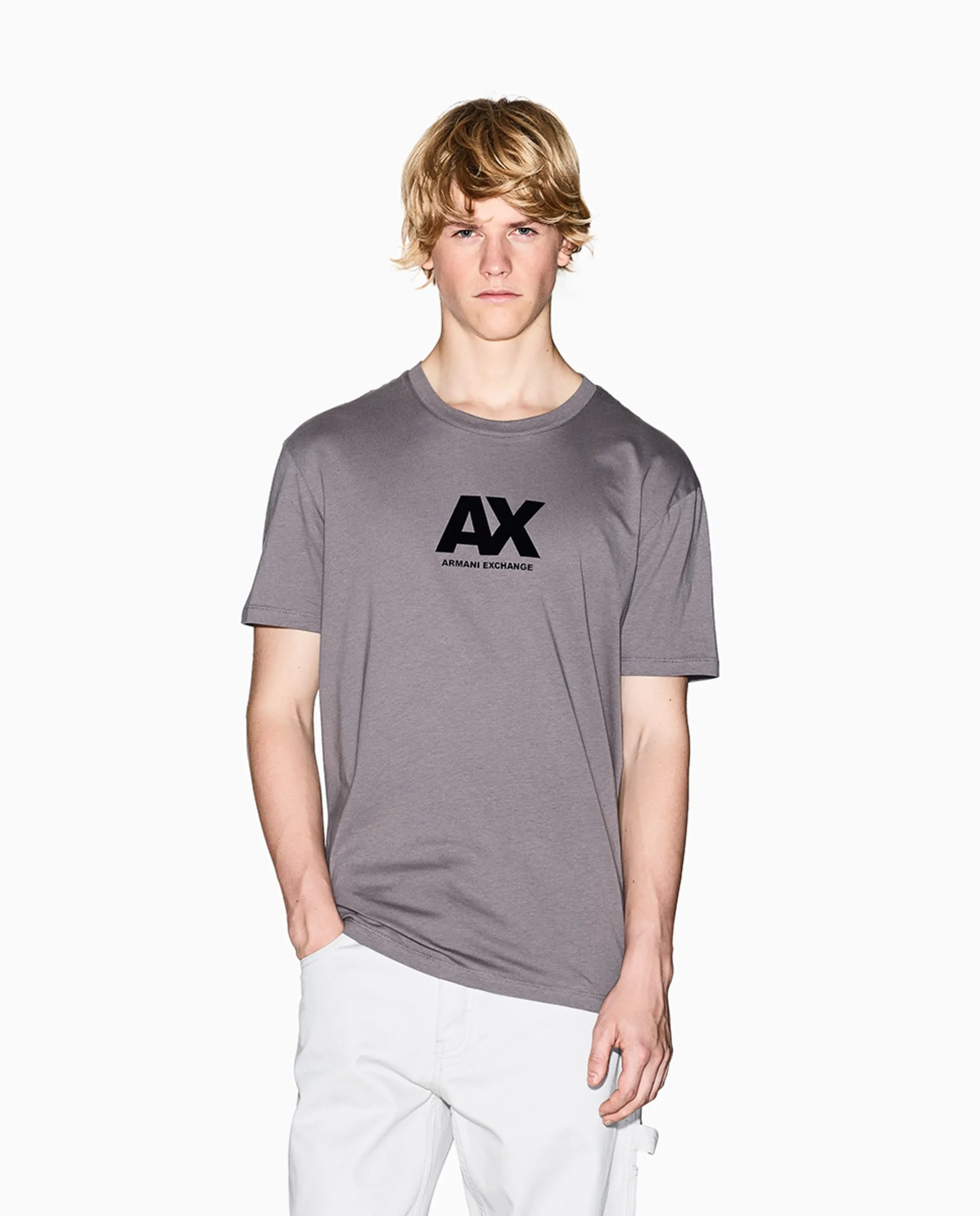 

Мужская футболка с коротким рукавом и контрастным логотипом Armani Exchange, темно-серый