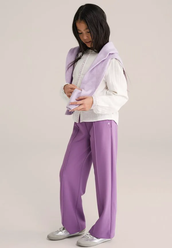 Блузка на пуговицах We Fashion, White