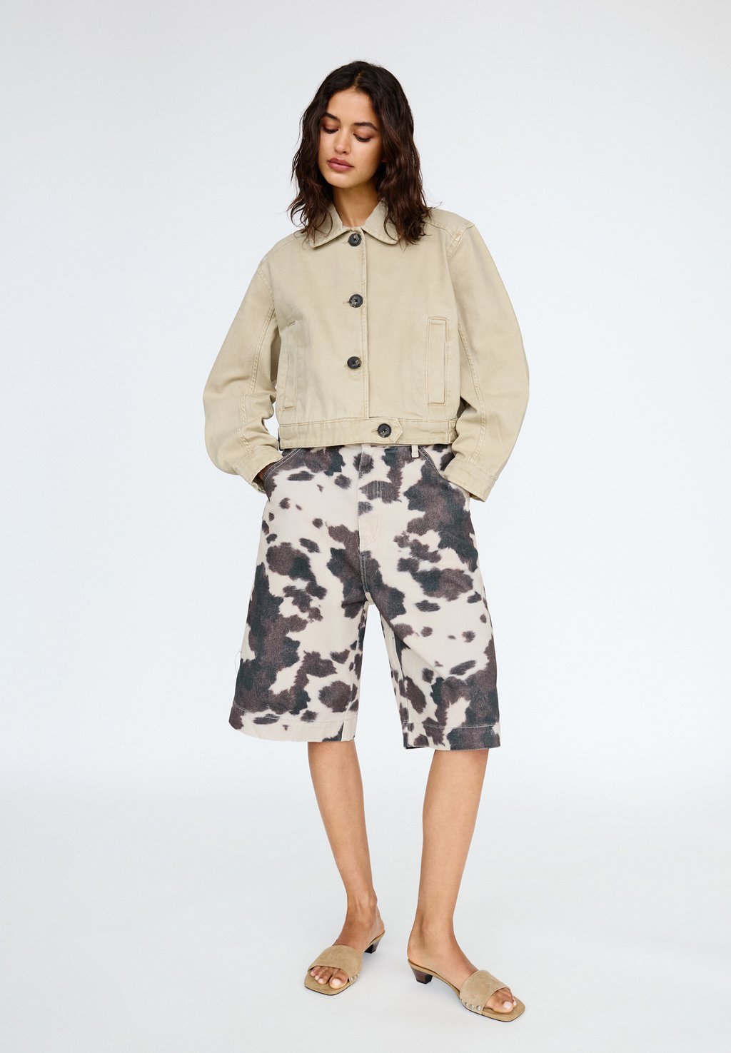 

Джинсовая куртка PULL&BEAR, песочный