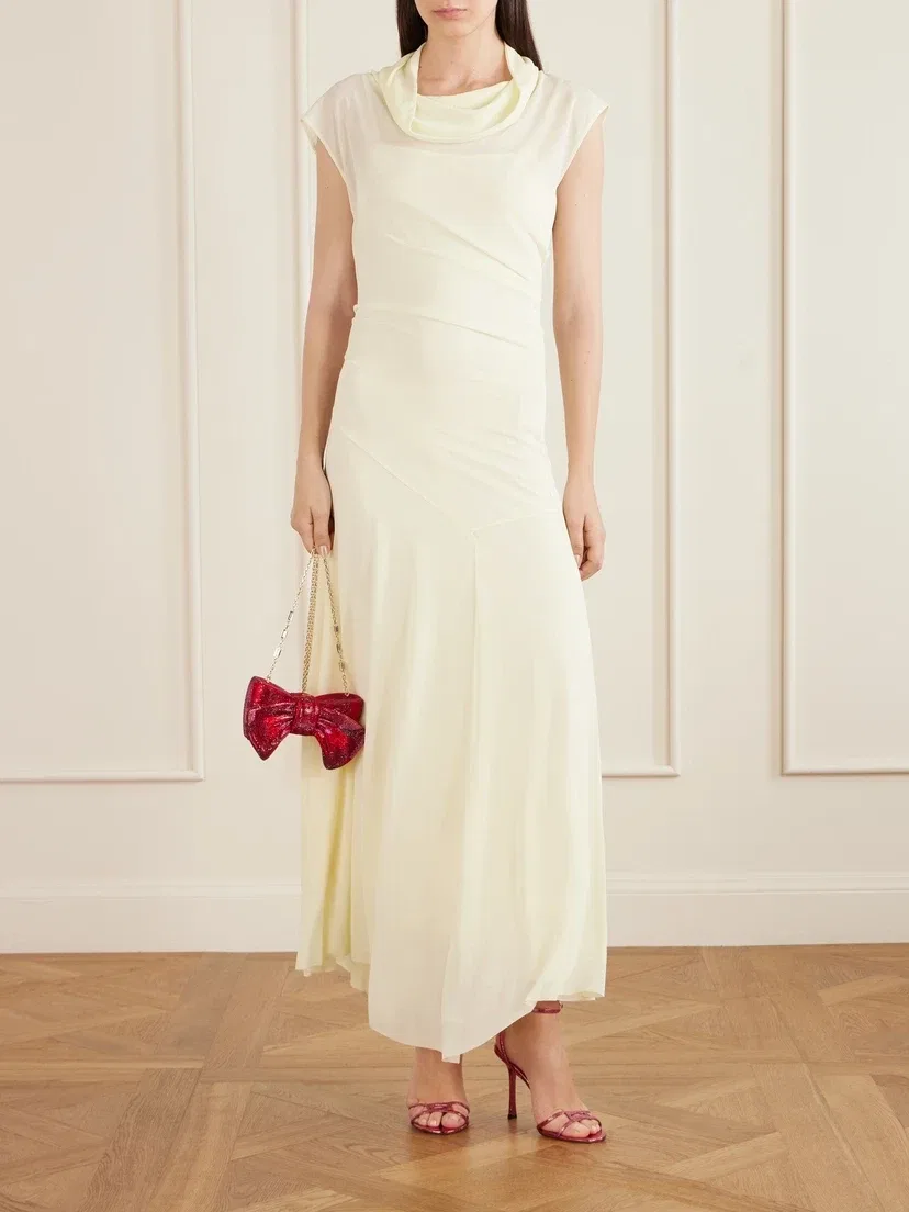 Клатч Bow Just for You под золото, украшенный кристаллами JUDITH LEIBER COUTURE, красный — фото 3