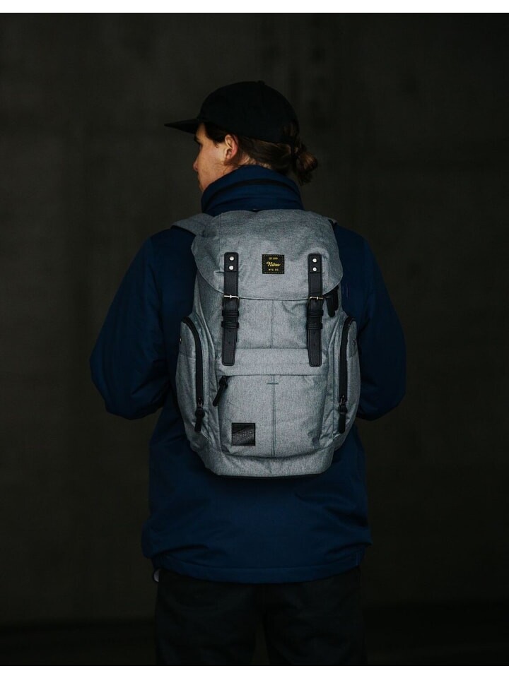

Рюкзак Nitro Rucksack DAYPACKER, цвет BLACK NOISE