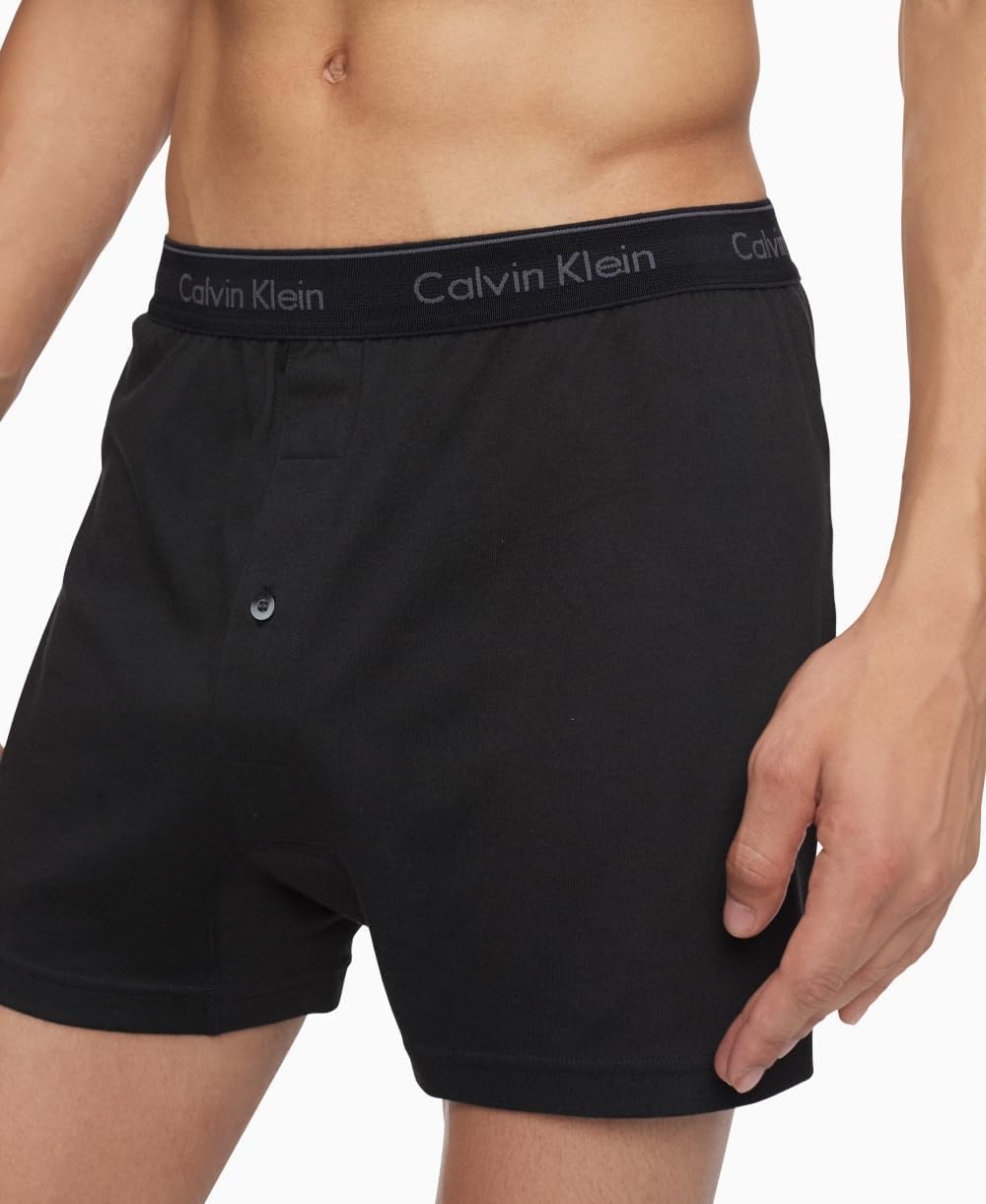 Комплект из 3 мужских трикотажных трусов-боксеров Calvin Klein Cotton Classics, 3 Black — фото 4