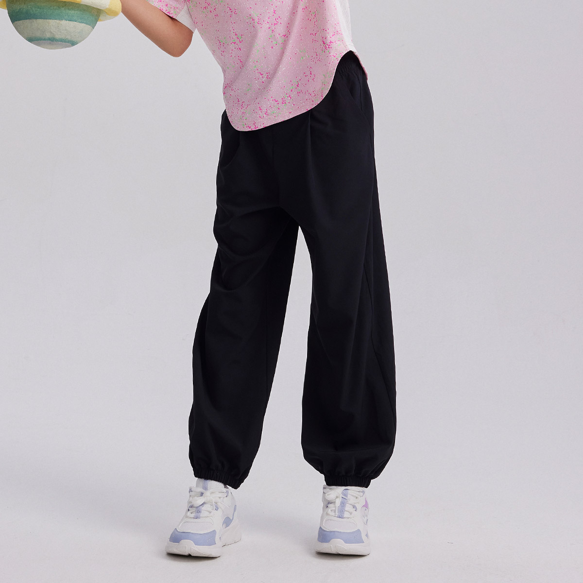 Under Armour Летние детские спортивные штаны Life Collection черные — фото 4