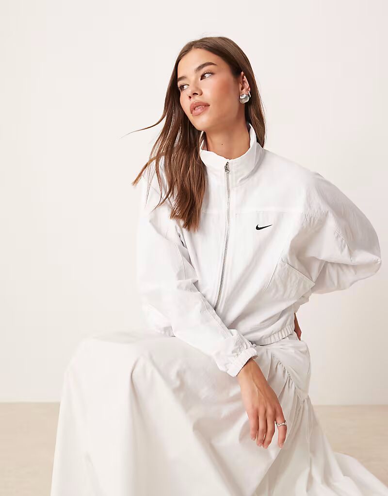 

Куртка Nike Trend Everything, белый
