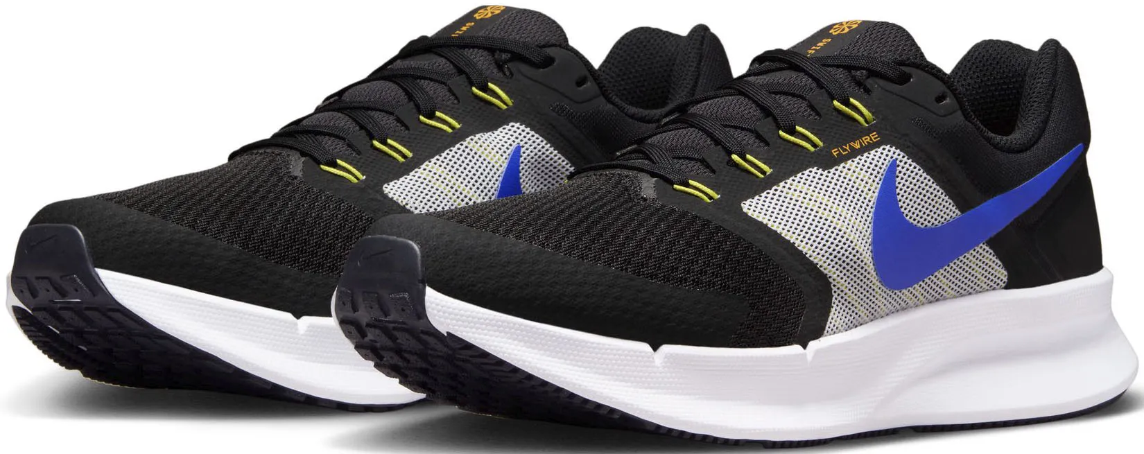 

Кроссовки Nike "RUN SWIFT 3", цвет Black/Racer