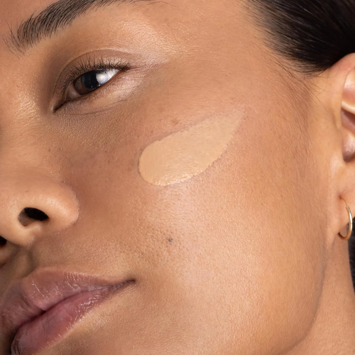OneSkin FACE SPF OS-01 Peptide Broad Spectrum SPF 30+ минеральный солнцезащитный крем, Tinted — фото 4