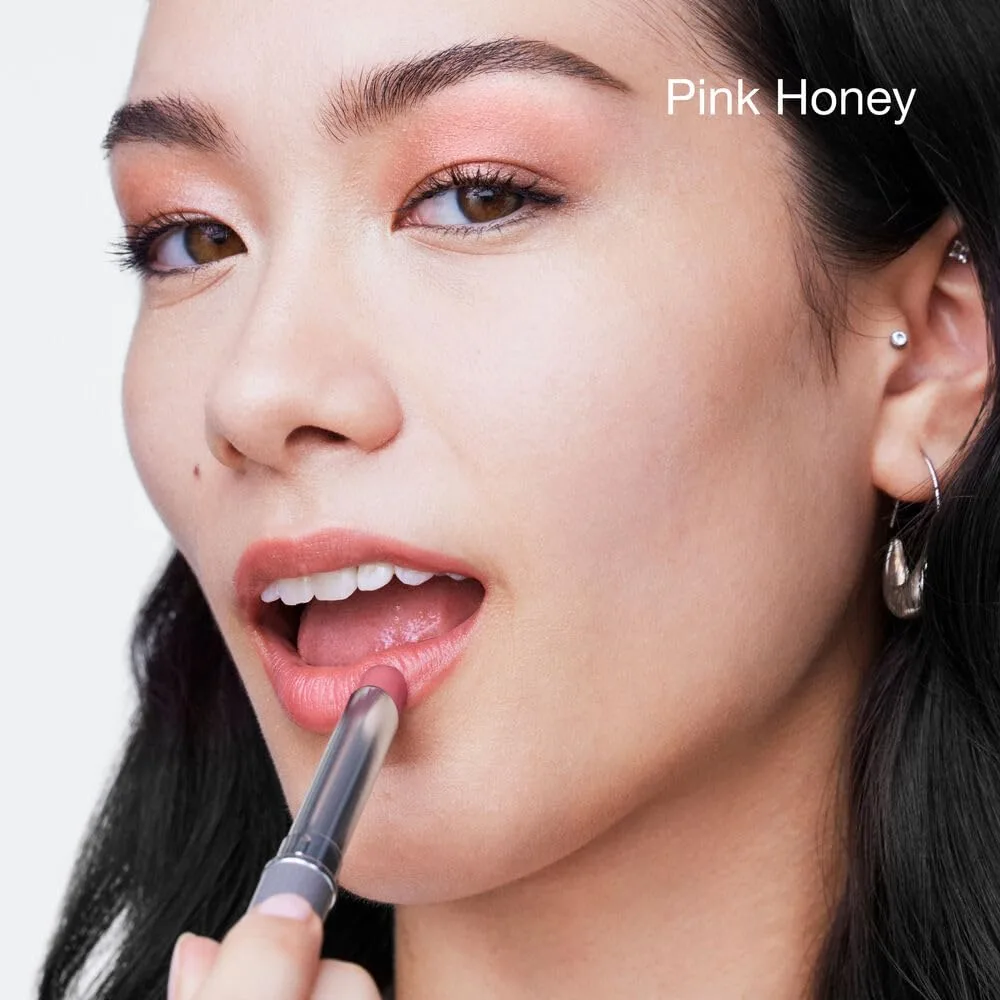 Тонирующий бальзам для губ Clinique Almost Lipstick в 3 культовых оттенках: черный медовый, розовый и нюдово-медовый | Полупрозрачный и легкий, Pink Honey — фото 4