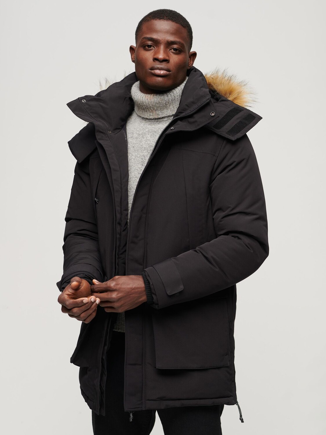

Парка XPD Everest с капюшоном из искусственного меха Superdry, черный