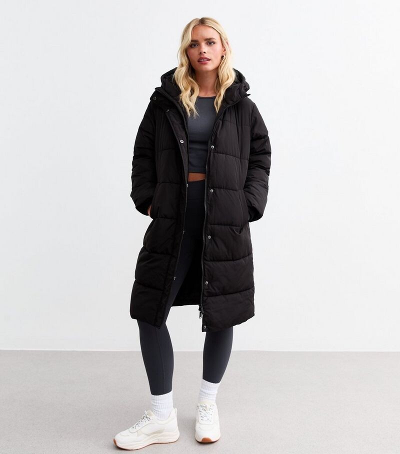 

Удлиненное пуховое пальто Petite черного цвета с капюшоном New Look, черный