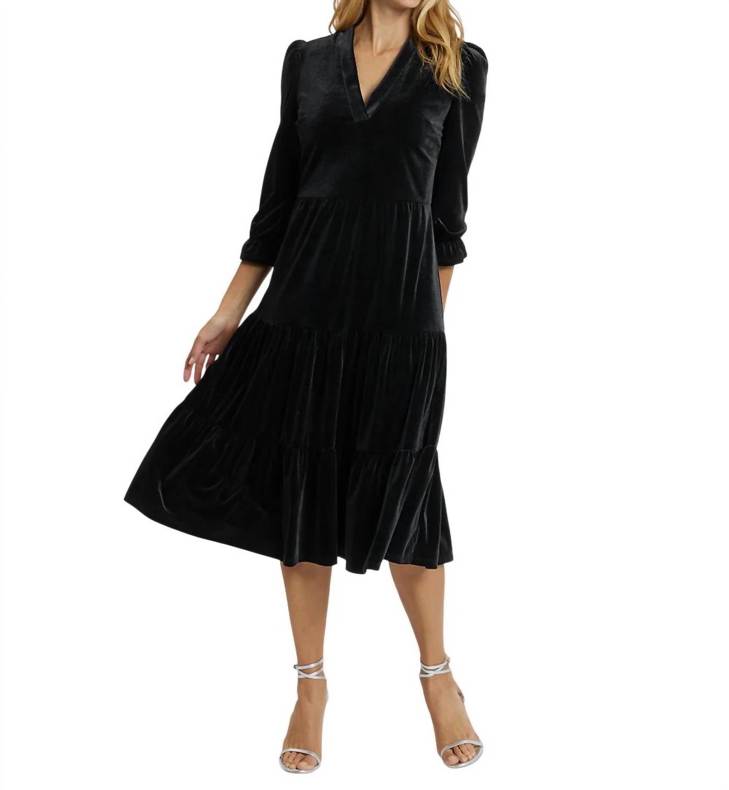 

Платье Maggie Velvet Midi черного цвета JUDE CONNALLY