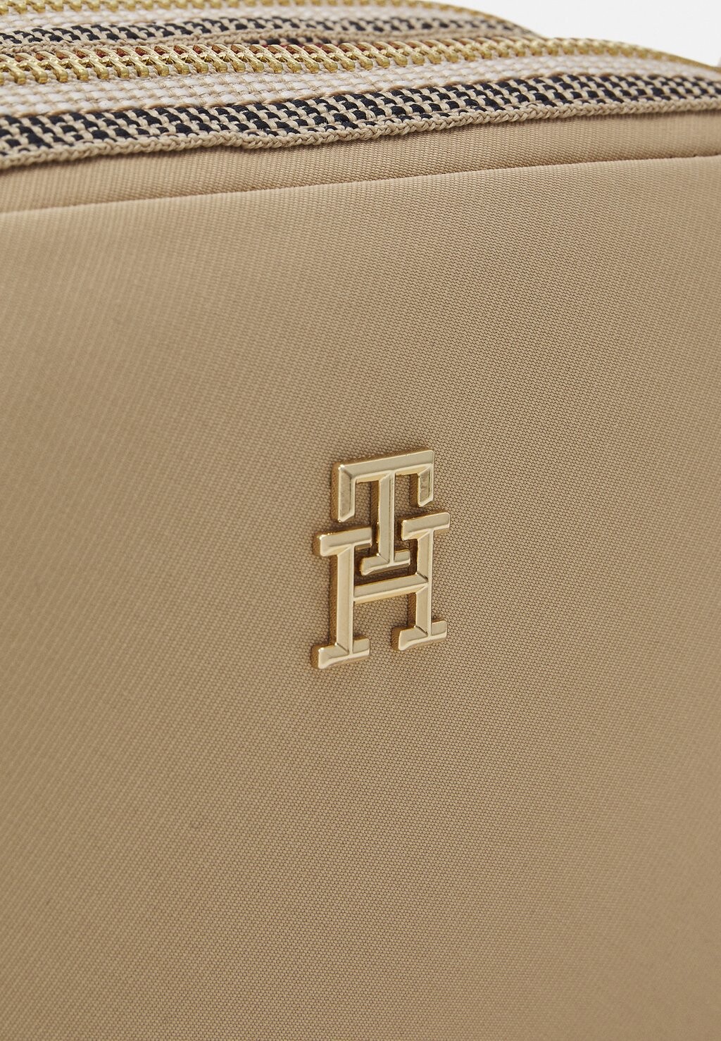 

Сумка через плечо POPPY CAMERA BAG Tommy Hilfiger, бежевый