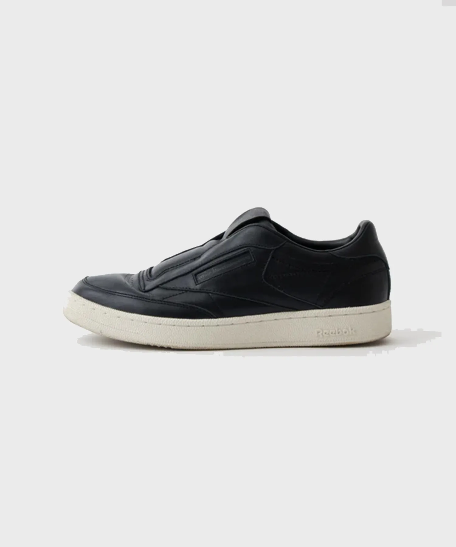 Мужские кроссовки без шнурков из натуральной кожи WM×Reebok CLUB C 85 VINTAGE SLIP-ON WHITE MOUNTAINEERING чёрные — фото 2
