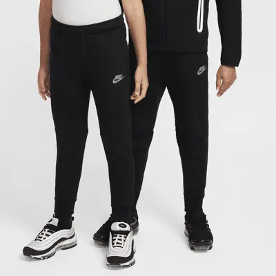 

Джоггеры Nike Sportswear Tech Fleece, черный