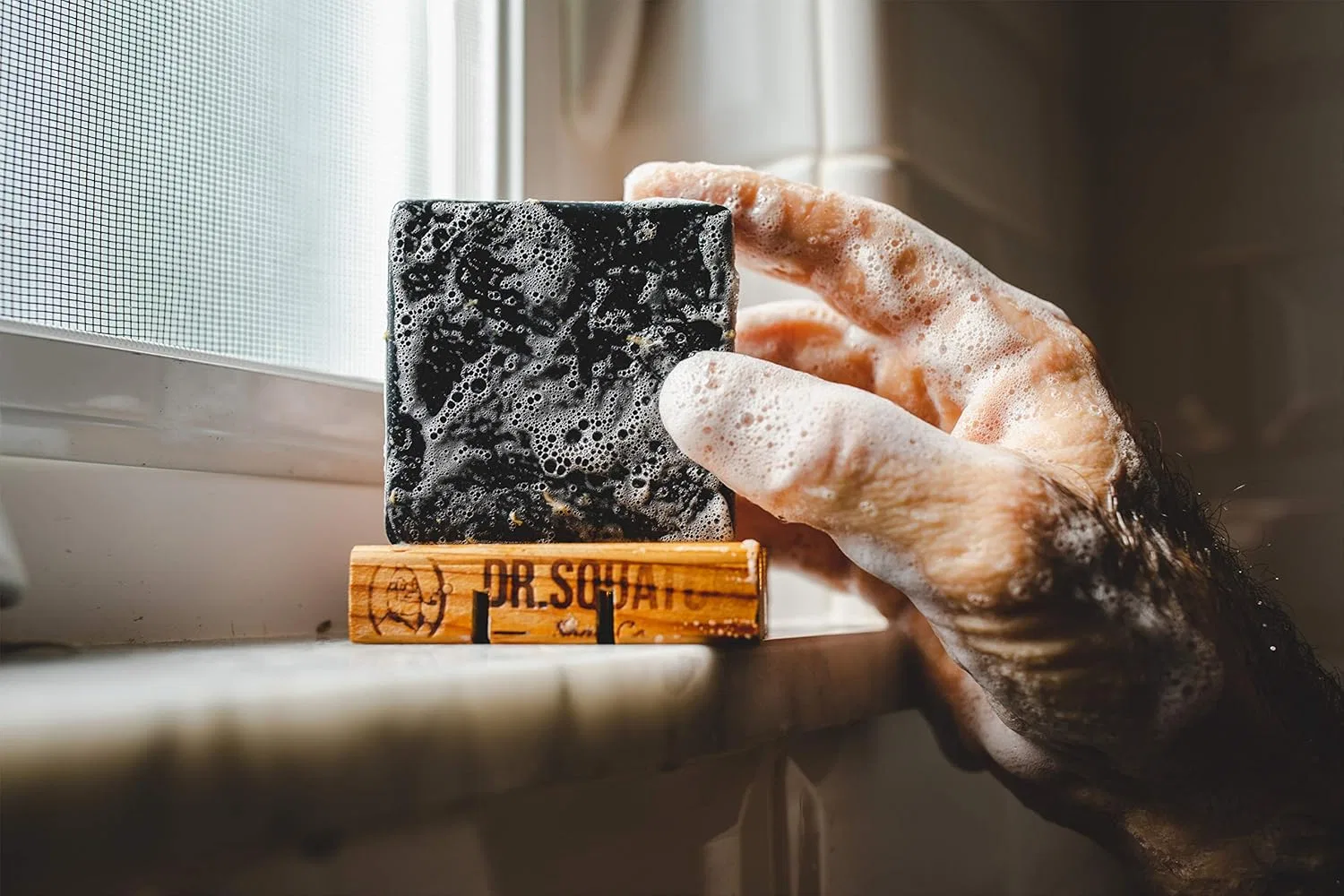 Мужское мыло «Pine Tar» с древесным ароматом, 2 шт., от Dr. Squatch Dr. Squatch — фото 4