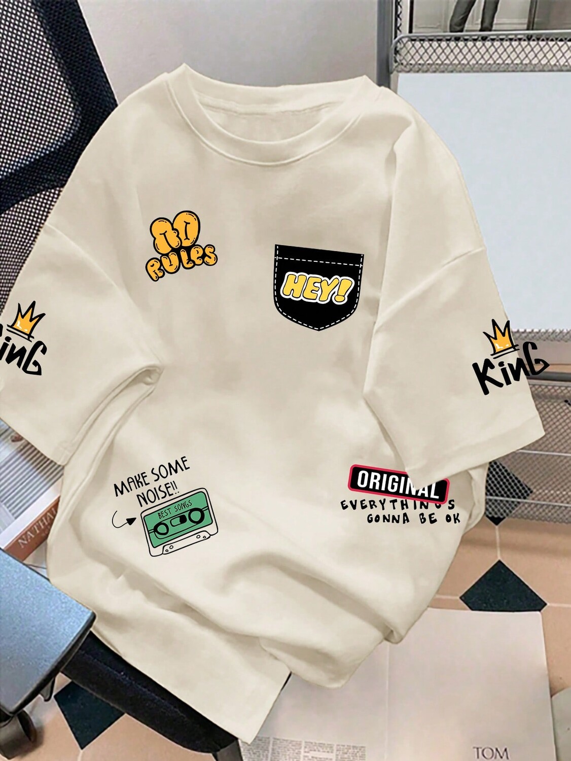 

Мужская футболка Hypemode со свободными плечами и надписью Manfinity, хаки