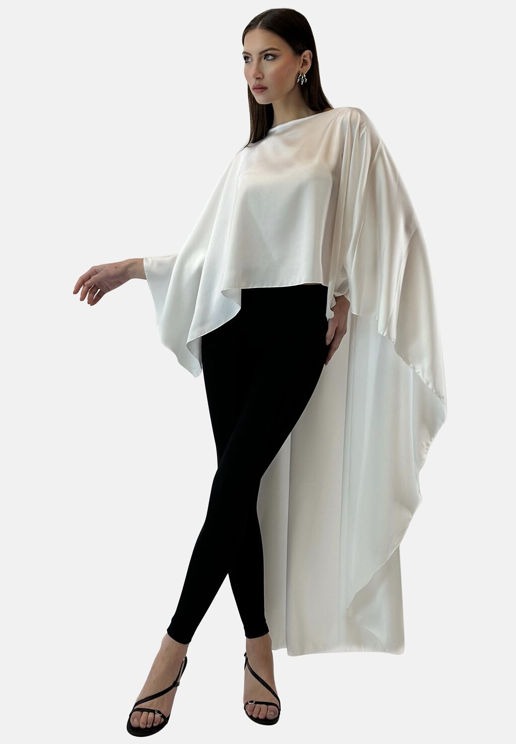 

Пончо ABAYA ABAYA Elara, белый