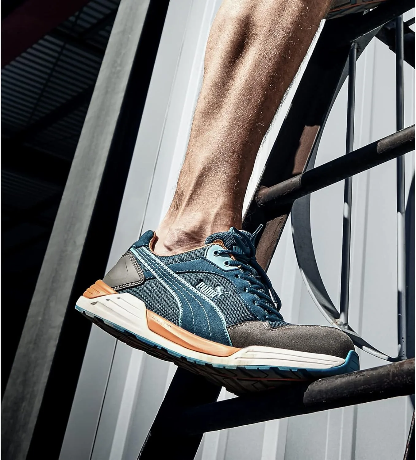 Низкие защитные ботинки PUMA Safety Frontside Low Work Shoe S1P ESD HRO SRC с защитным колпачком. Стекловолокно, низкое энергопотребление, теплоотвод, неметаллический вставок, мужской, синий — фото 2