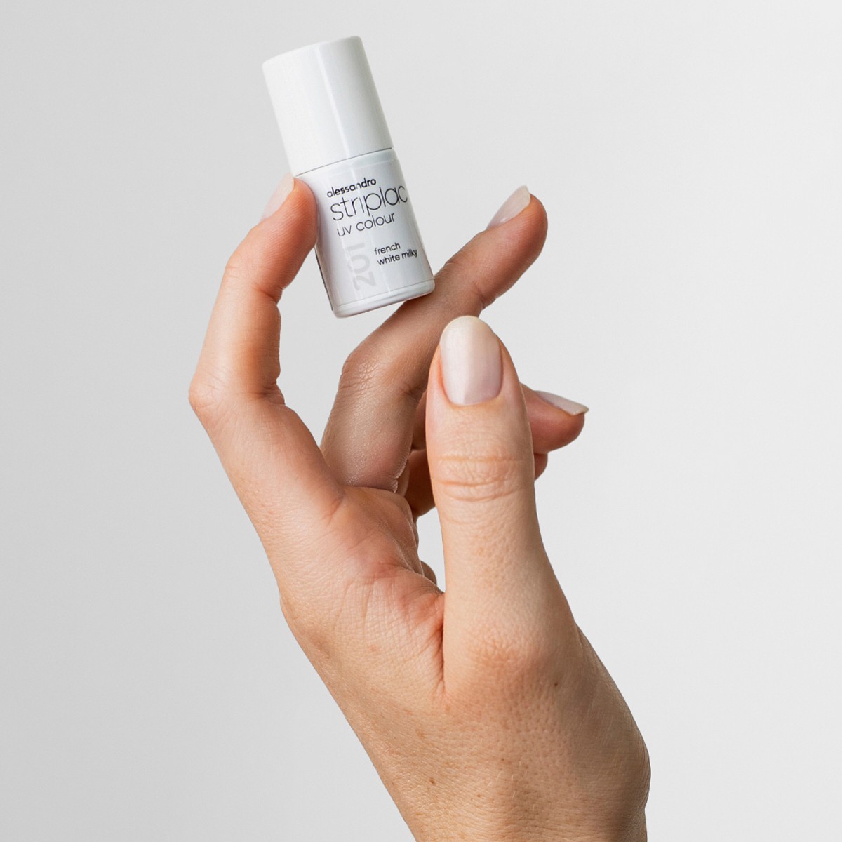 Лак для ногтей striplac uv colour Alessandro, french white milky, объем 6.5 мл — фото 4