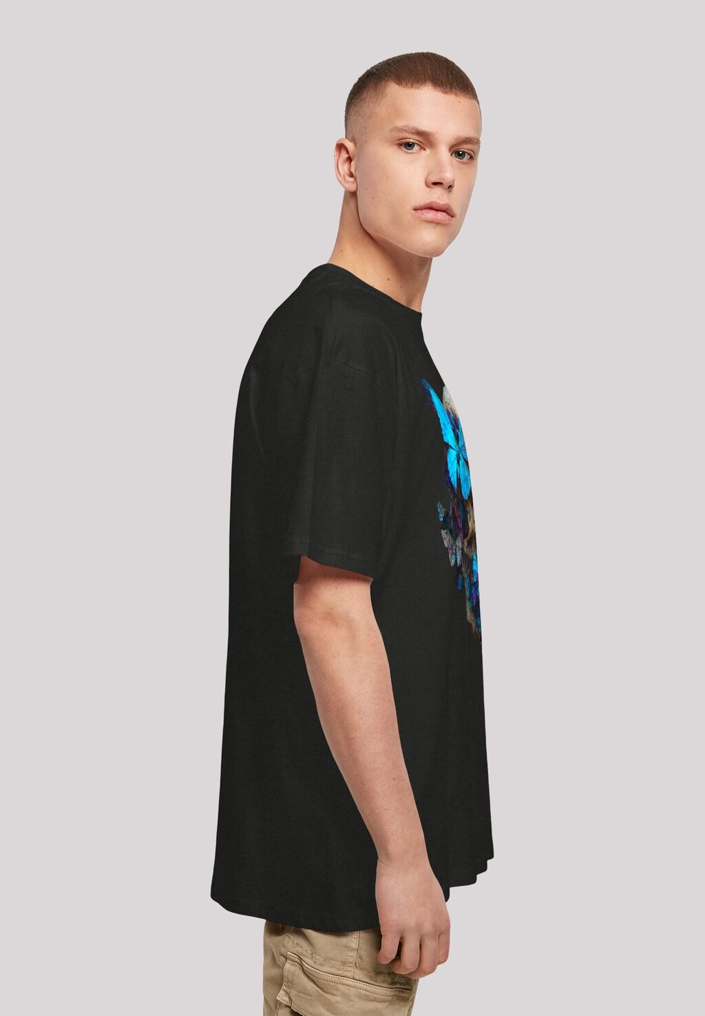 

Футболка с принтом SKULL OVERSIZE TEE F4NT4STIC, черный