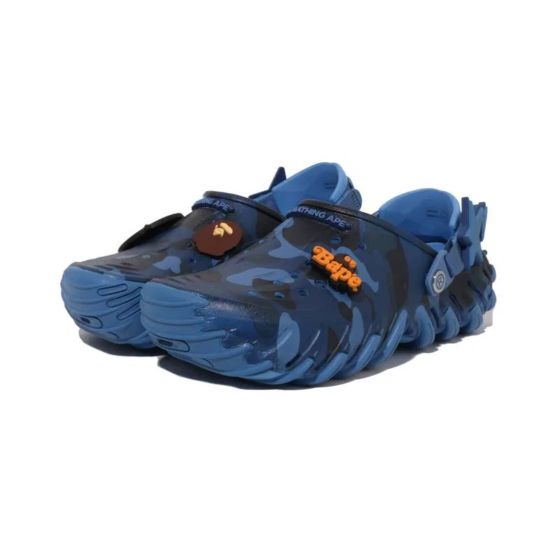 Сабо Crocs Echo M1 EVA от A Bathing Ape синие — фото 3