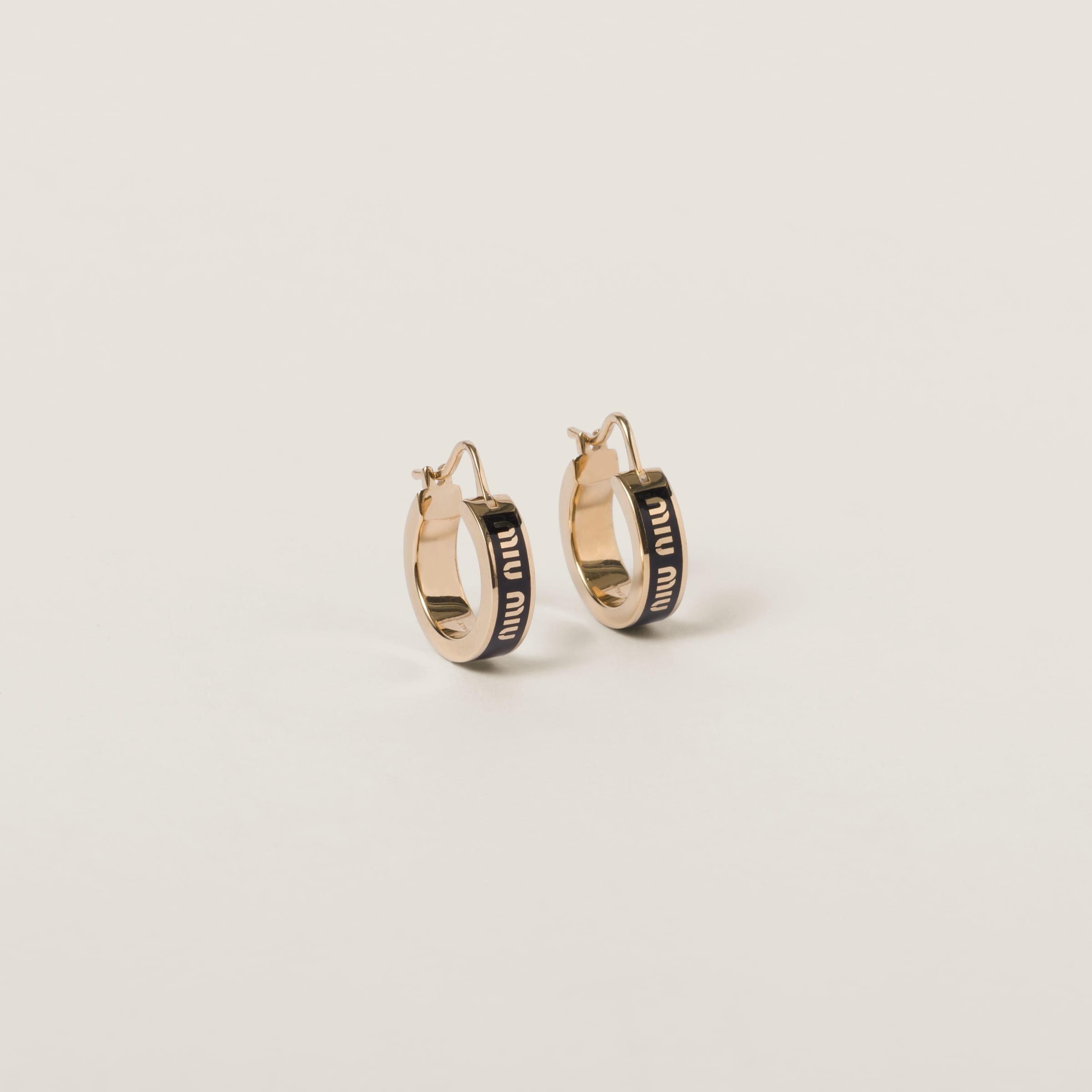 

Серьги из металла с эмалью MIU MIU, черный