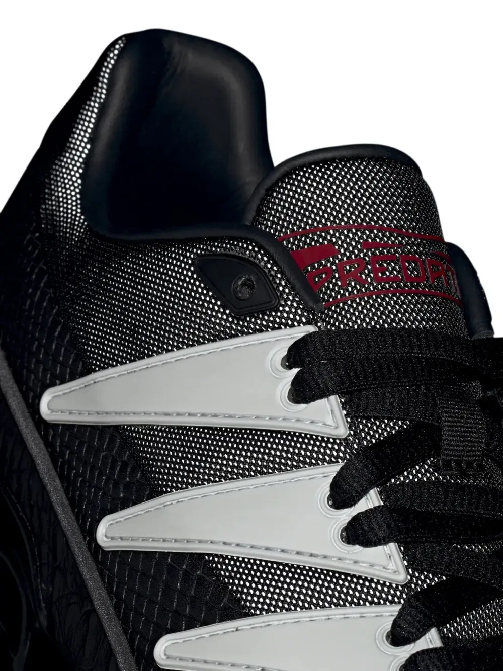 Кроссовки Megaride Predator 94 Adidas, черный — фото 3