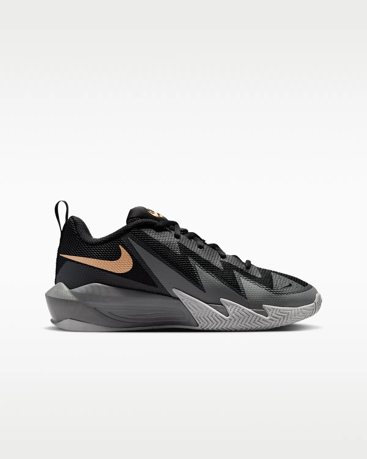 Кроссовки баскетбольные Nike S.T. Dynamite для старших детей, Black/Wolf Grey/Smoke Grey/Metallic Gold — фото 3
