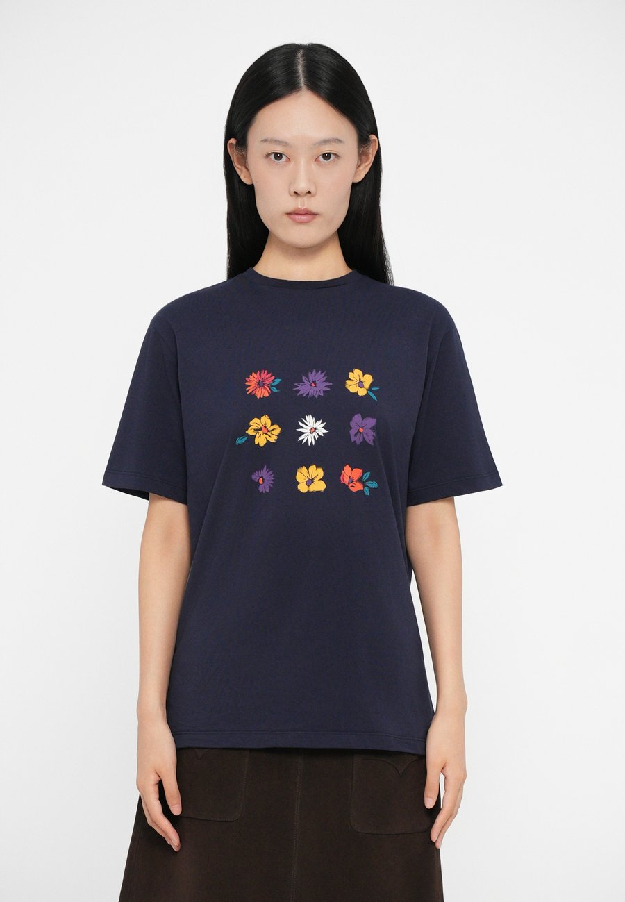 

Футболка Bally Print T-shirt, Peacoat/Dark Blue