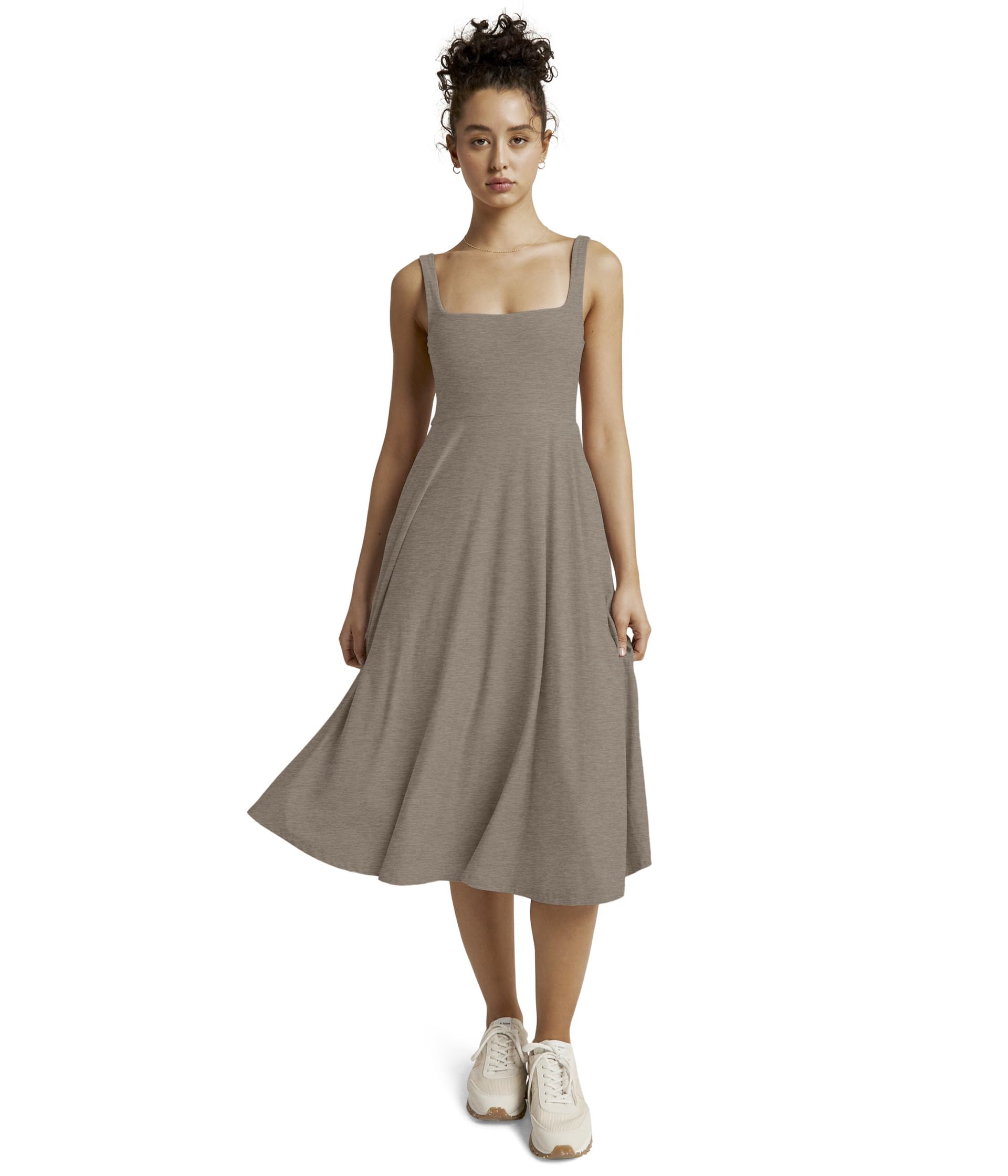 

Платье Beyond Yoga Featherweight At The Ready Square Neck Dress, Birch Heather