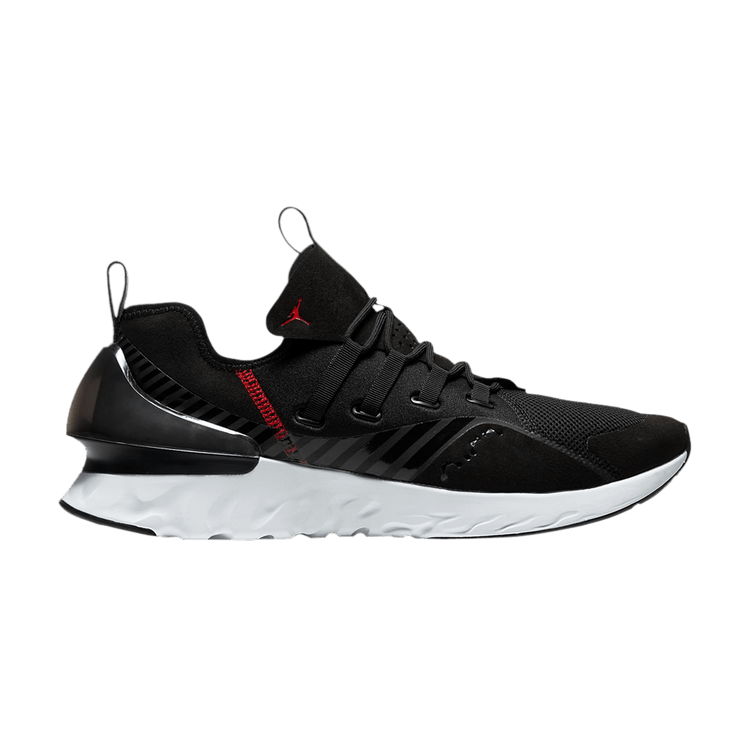 

Кроссовки Jordan React Havoc SE 'Black Challenge Red', черный