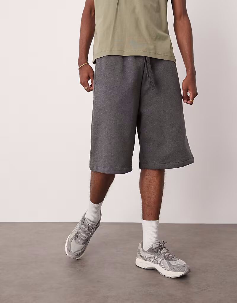 

Удлиненные шорты ASOS DESIGN из плотной ткани в угольно-мелованном цвете - CHARCOAL