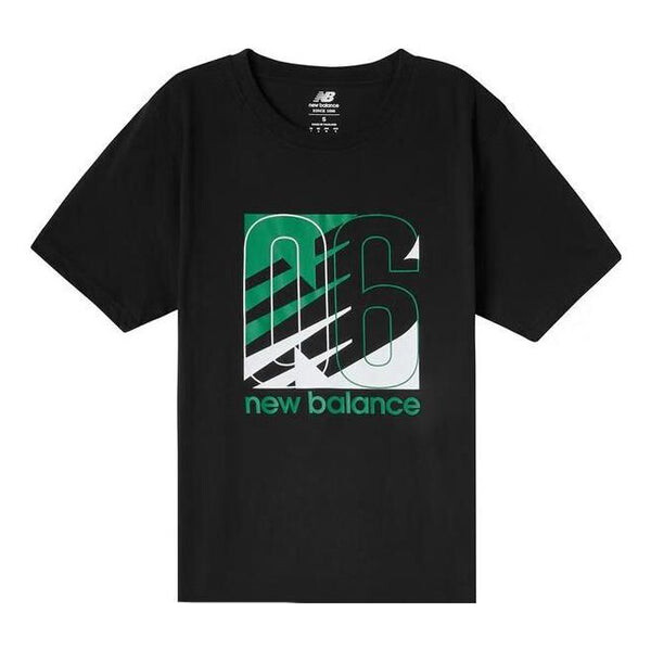 

Футболка с принтом и круглым вырезом New Balance, черный
