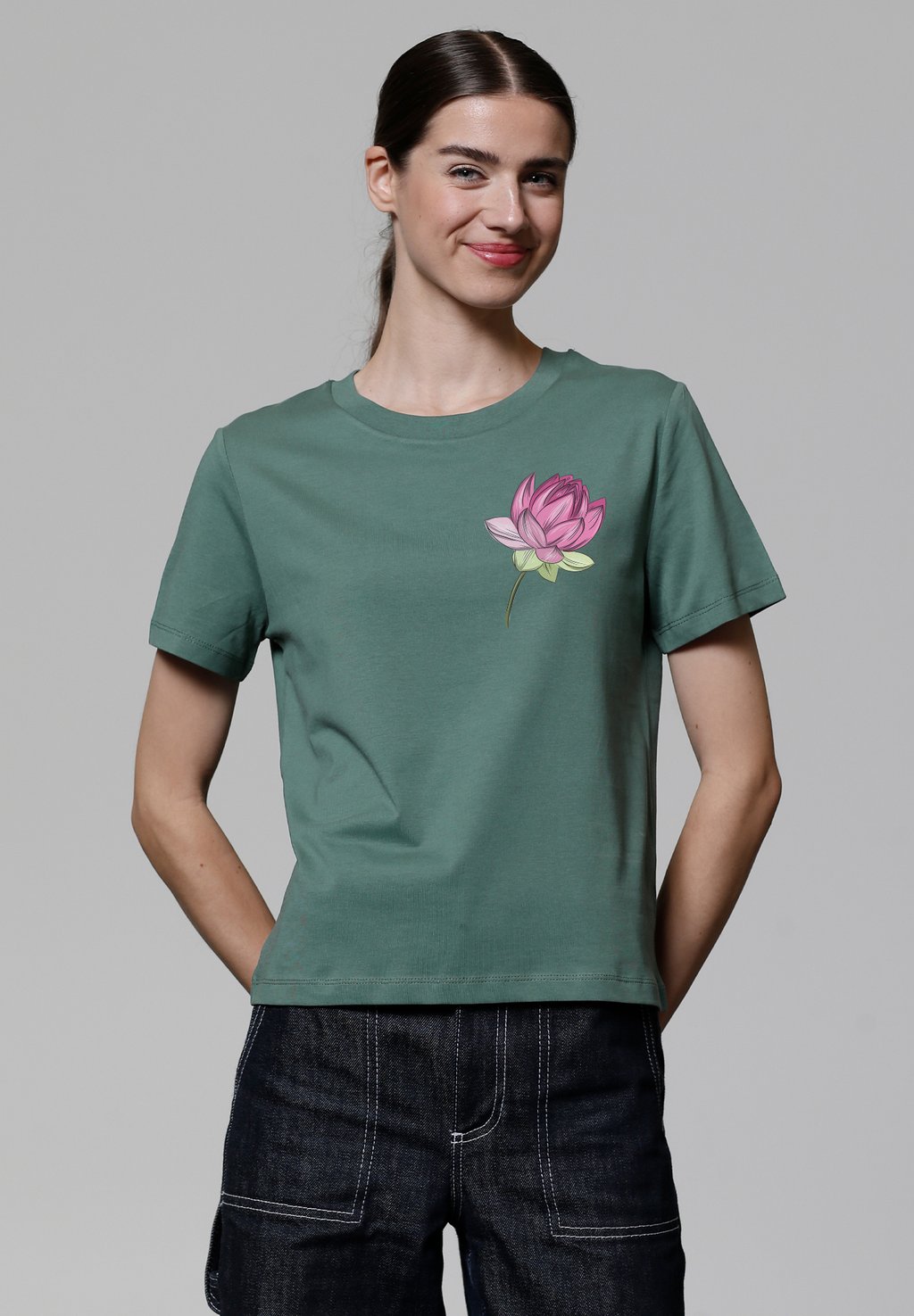 

Футболка с принтом BLUME watapparel, темно-зеленый