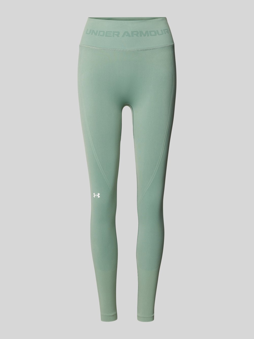 

Спортивные леггинсы супер-узкого кроя с этикеткой Under Armour