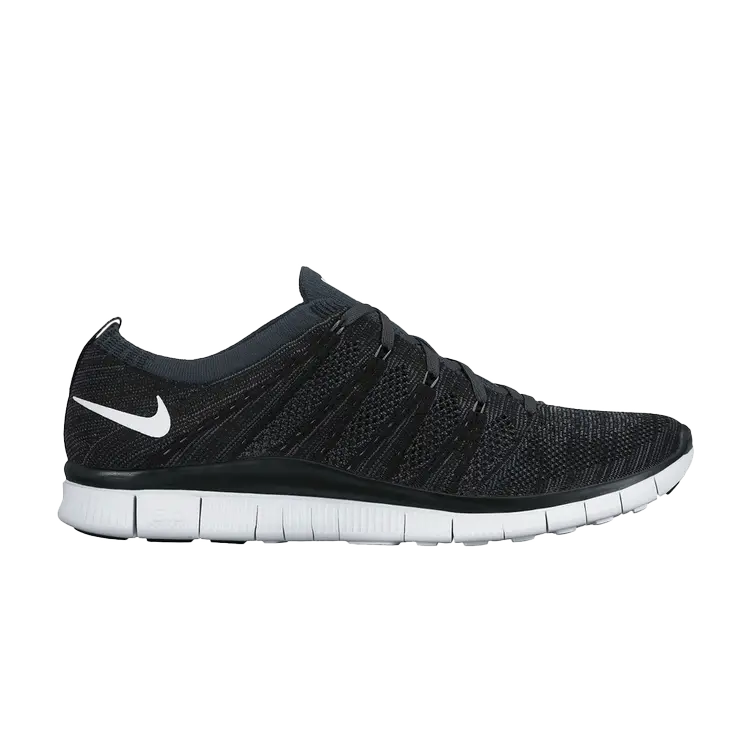 

Кроссовки Nike Free Flyknit NSW, черный