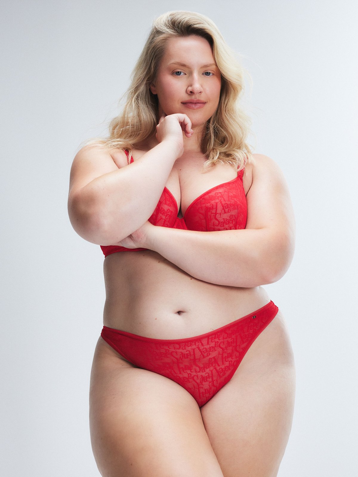 

Трусики-стринги Savage X Fenty Signature Script, цвет Timeless Red