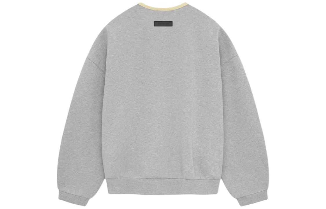 Свитшот с круглым вырезом, весна-лето 2024 Fear Of God Essentials, светлый heather серый/светлый heather grey — фото 4