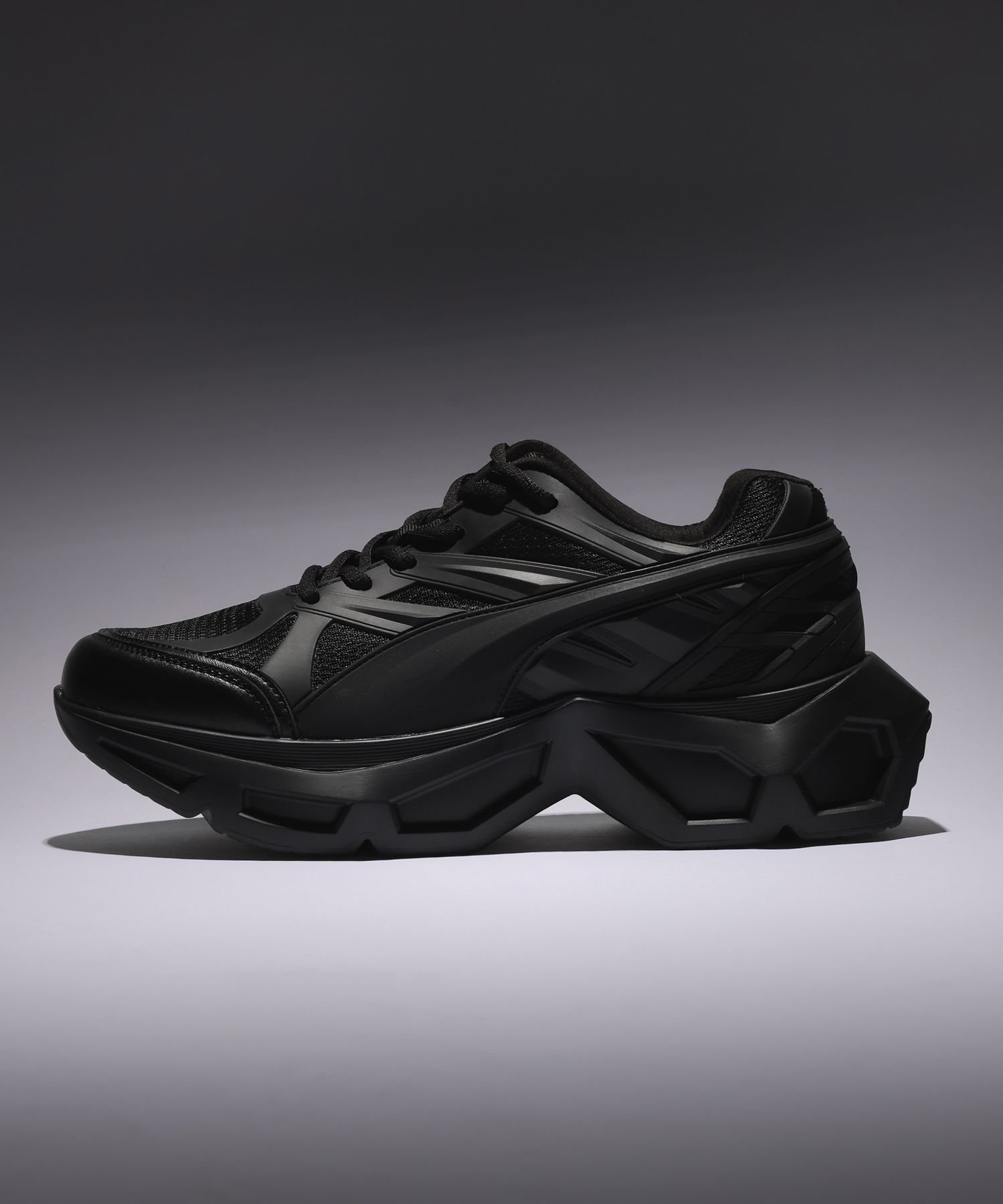 Кроссовки Изготовление подошв кроссовок Hare, Black 09