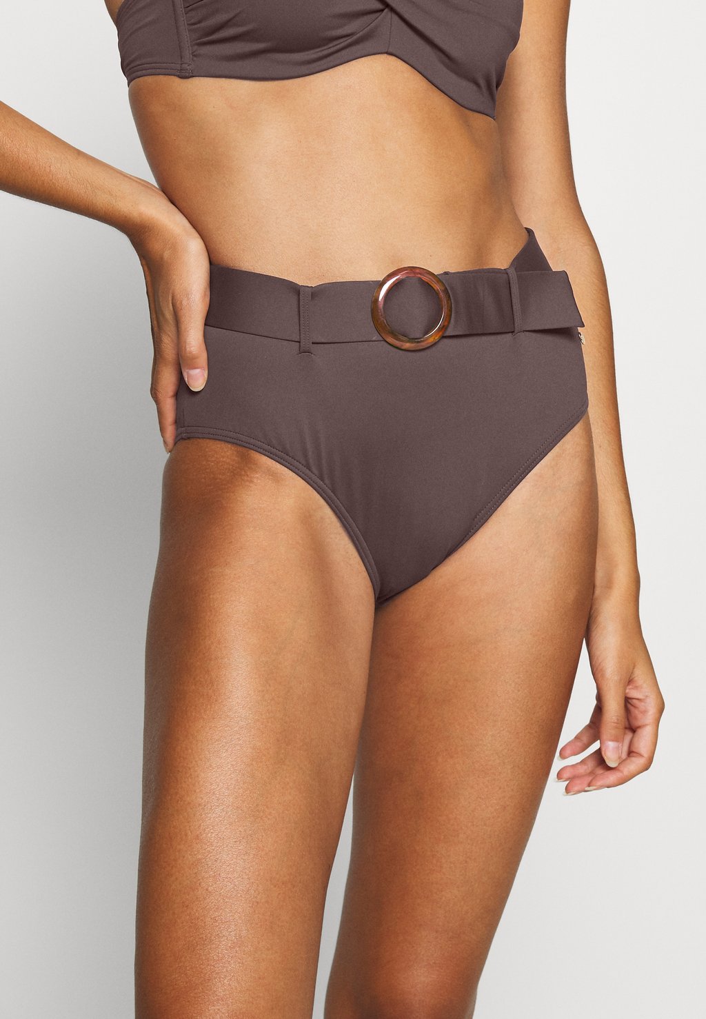 

Плавки PANT HIGHWAIST s.Oliver, цвет brown