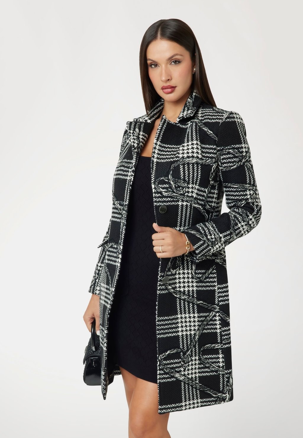 

Классическое пальто Guess, черный