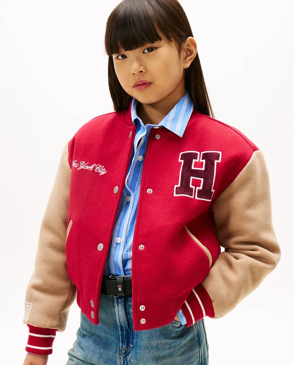 

Детская бомбер-куртка в стиле «Varsity» Tommy Hilfiger, красный