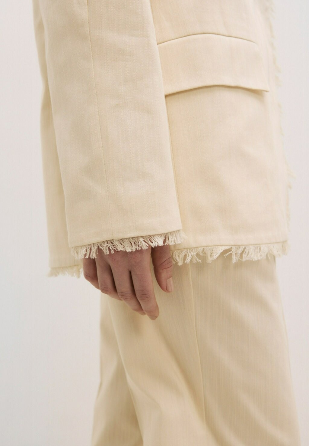 

Блейзер YANNINA EDITED, бежевый