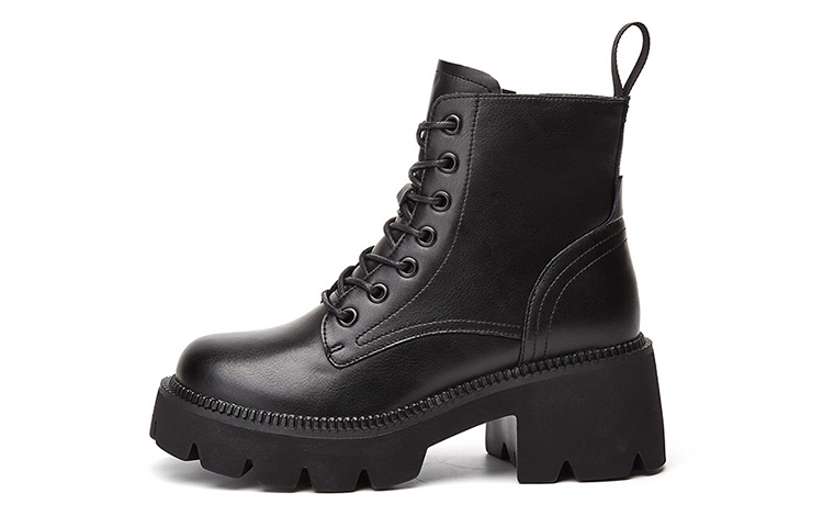 

Ботинки DAPHNE Martin Boots Women's