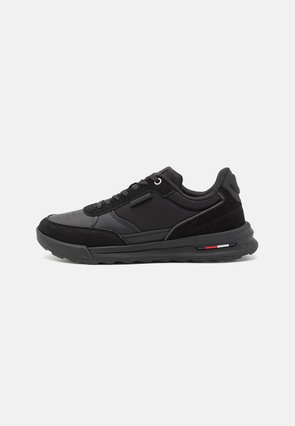 

Низкие кеды RETRO RUNNER MIX Tommy Hilfiger, черный