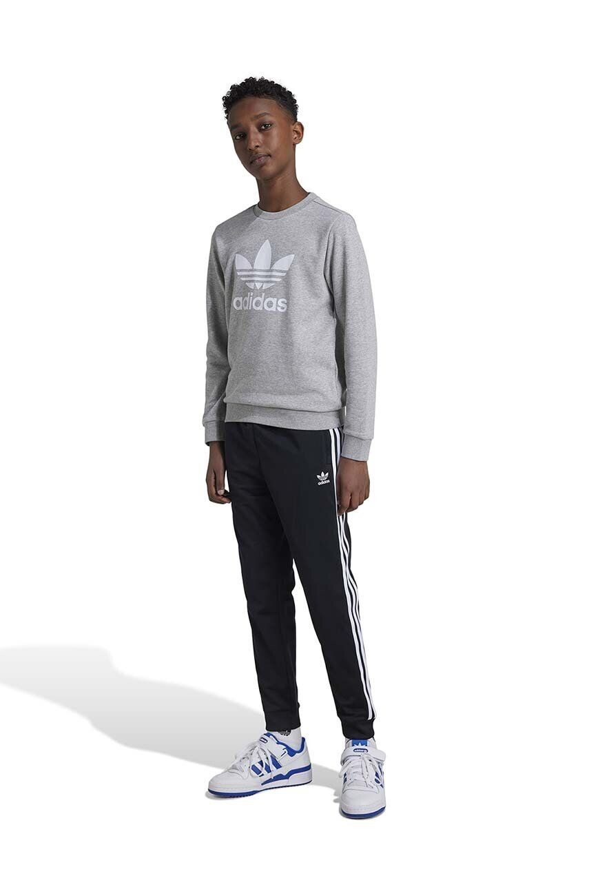 

Спортивные брюки adidas Originals для мальчиков и девочек СПОРТИВНЫЕ БРЮКИ SST SST, черный