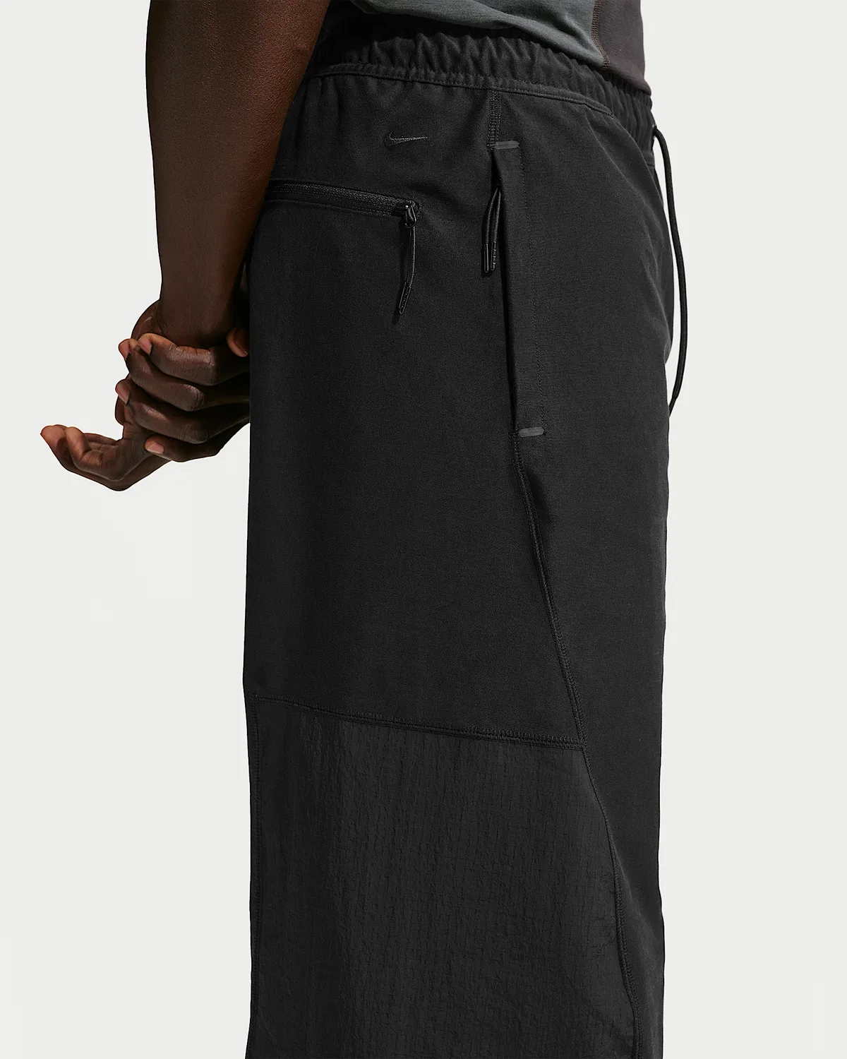 Мужские спортивные штаны Nike Tech Dri-FIT Shori Knit Utility, Black/Black/Black — фото 3
