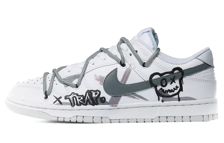 

Женские кроссовки для скейтбординга Nike Dunk, White