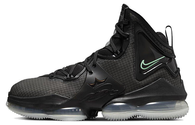 

Баскетбольные кроссовки Nike Lebron 19 унисекс